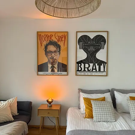 Appartement Horyzont Apartamenty- Ratuszowy- Stylowy Dla 6 Osob W Samym Sercu Starowki Kołobrzeg