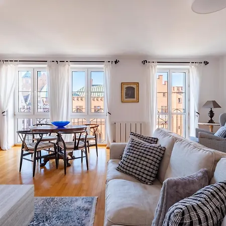 Horyzont Apartamenty- Ratuszowy- Stylowy Dla 6 Osob W Samym Sercu Starowki Appartement